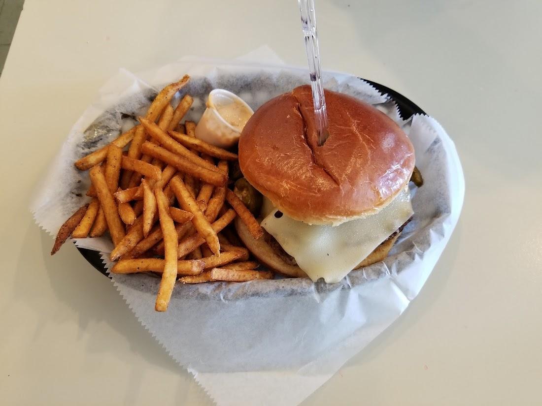 Blue Water Grill & Ignoble Pizzeria